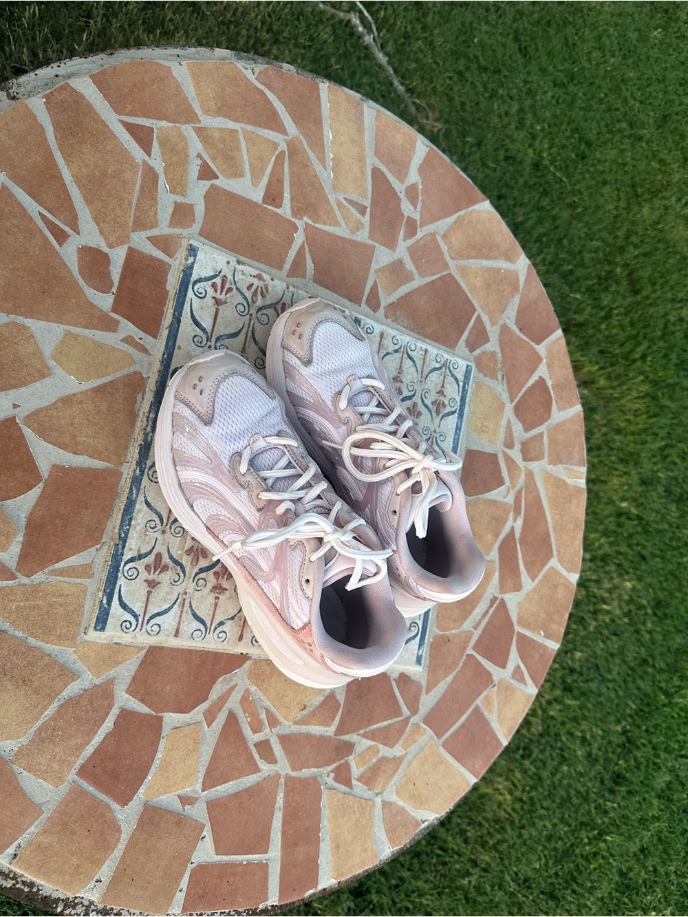Puma Inverse Premium Sneakers - Light Pink Colorway in excellent condition